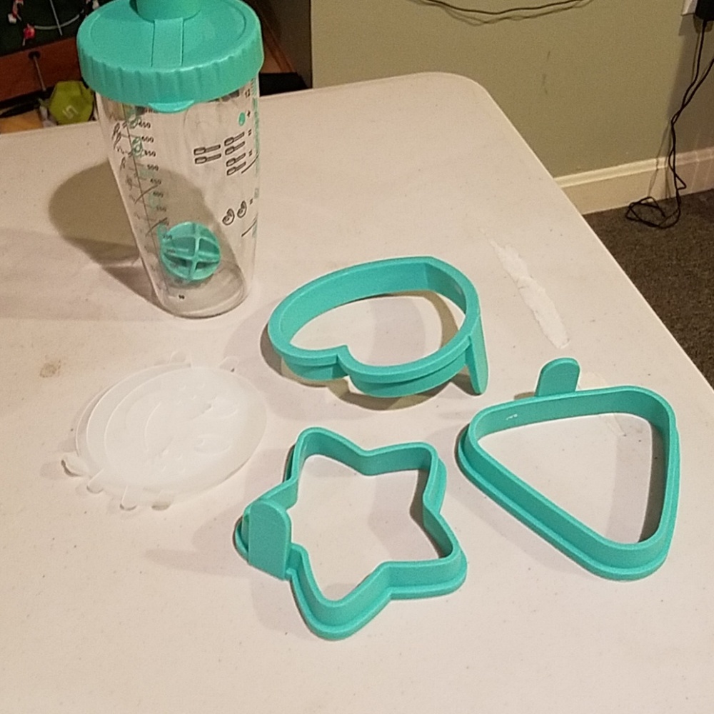 Pampered chef pancake maker set